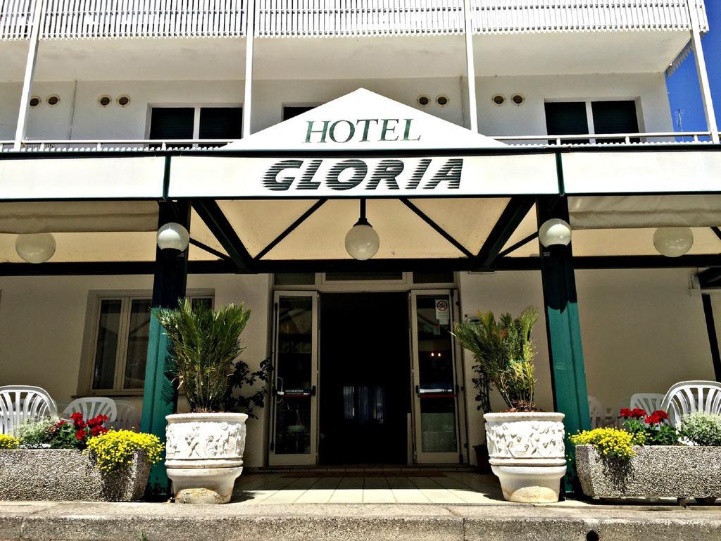 Hotel Gloria Lignano Sabbiadoro Exteriör bild