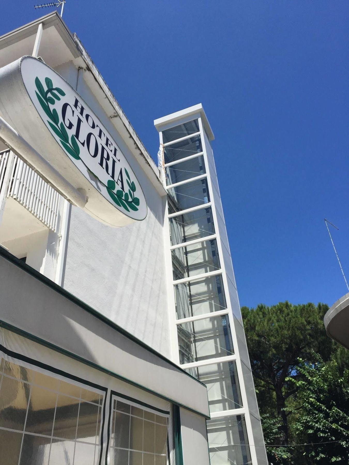 Hotel Gloria Lignano Sabbiadoro Exteriör bild