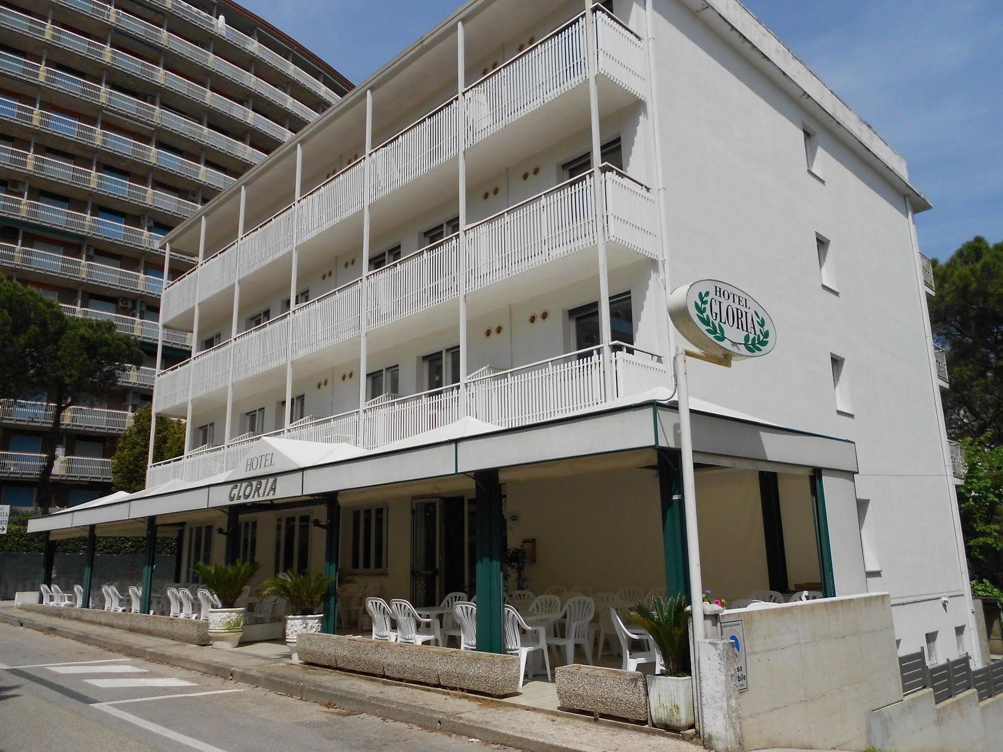 Hotel Gloria Lignano Sabbiadoro Exteriör bild