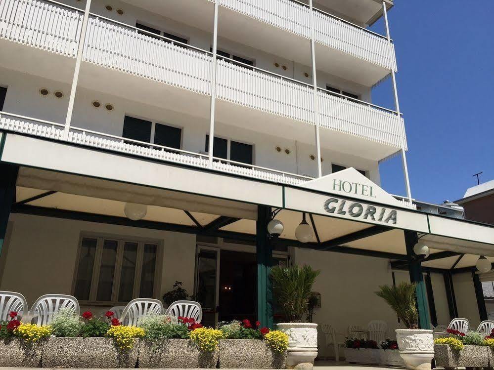 Hotel Gloria Lignano Sabbiadoro Exteriör bild